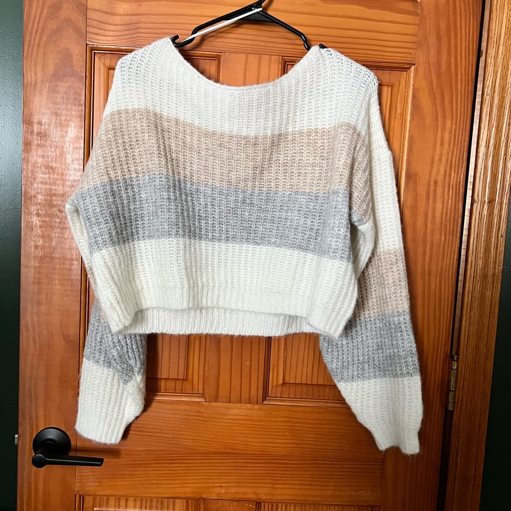 Pink lily cropped knit sweater size 2xl